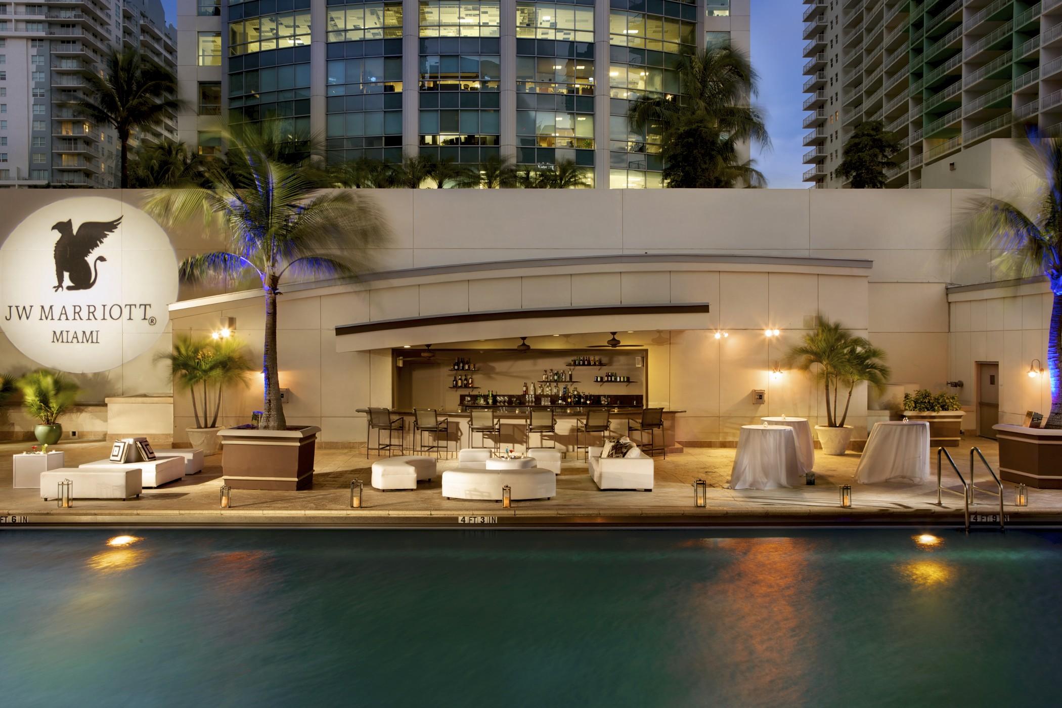 Jw Marriott Miami Hotel Exterior photo