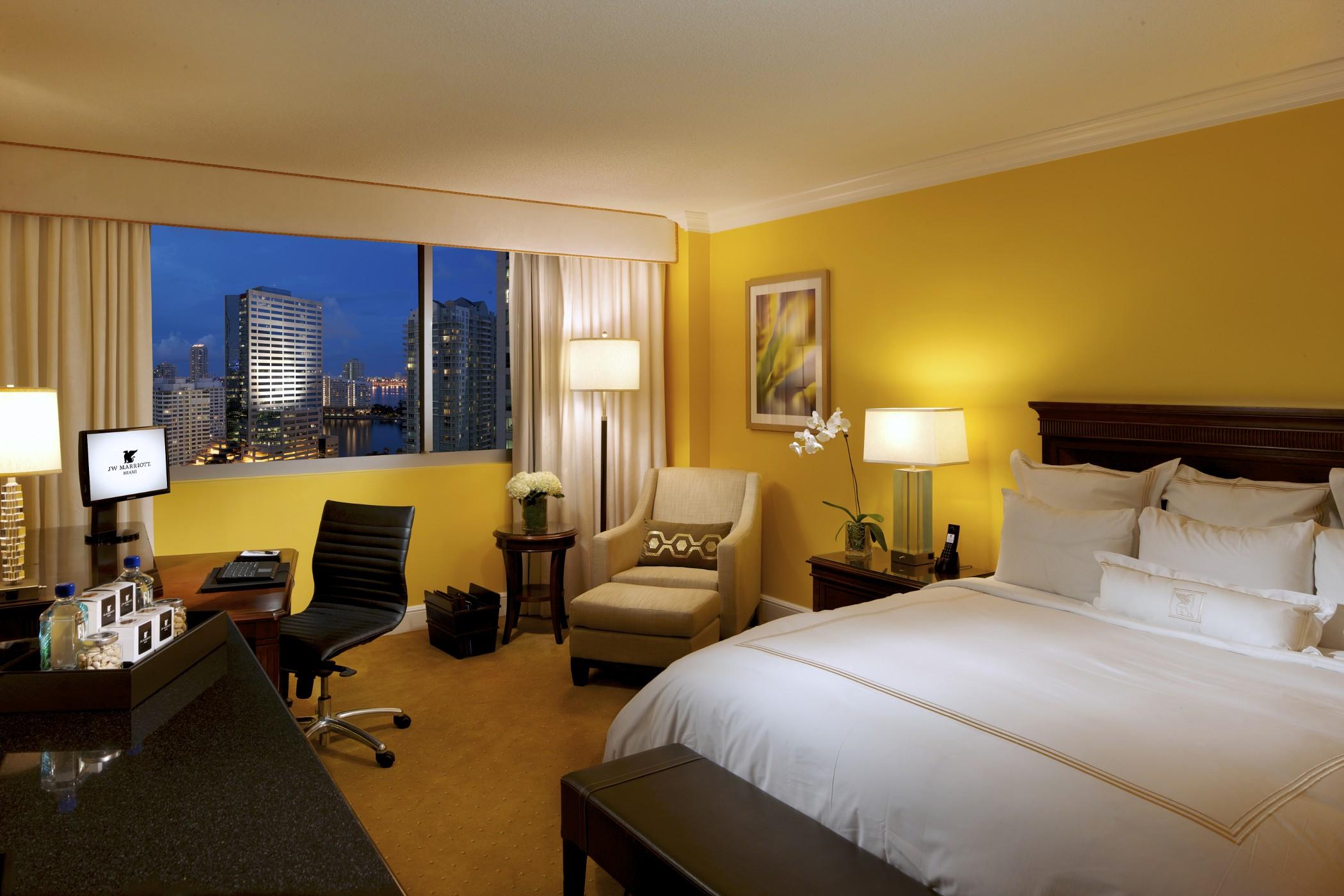 Jw Marriott Miami Hotel Exterior photo