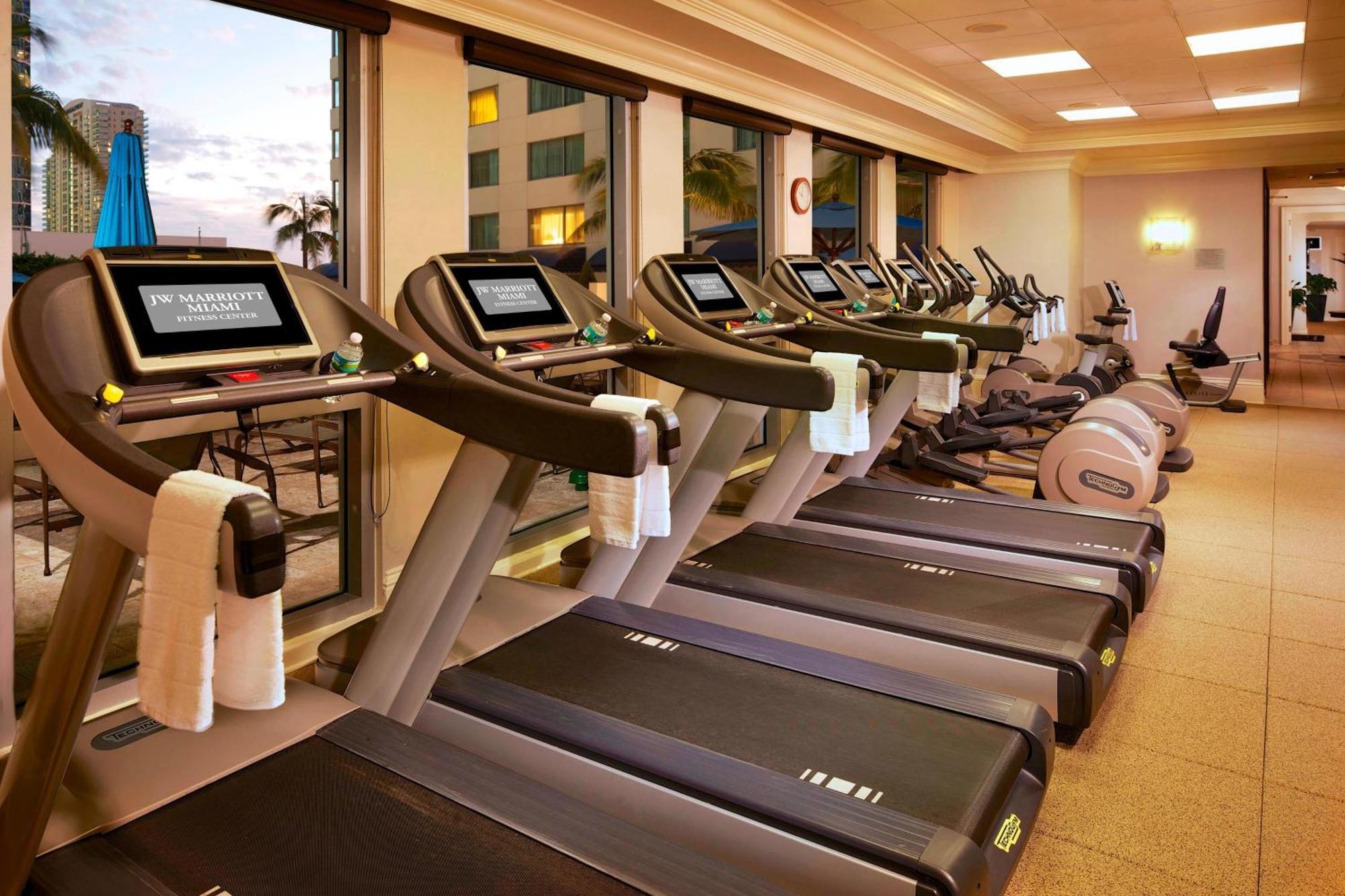 Jw Marriott Miami Hotel Exterior photo